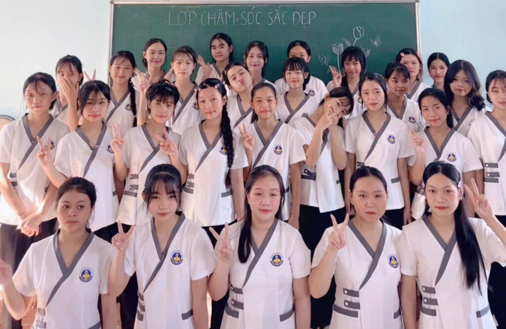 Chăm sóc sắc đẹp