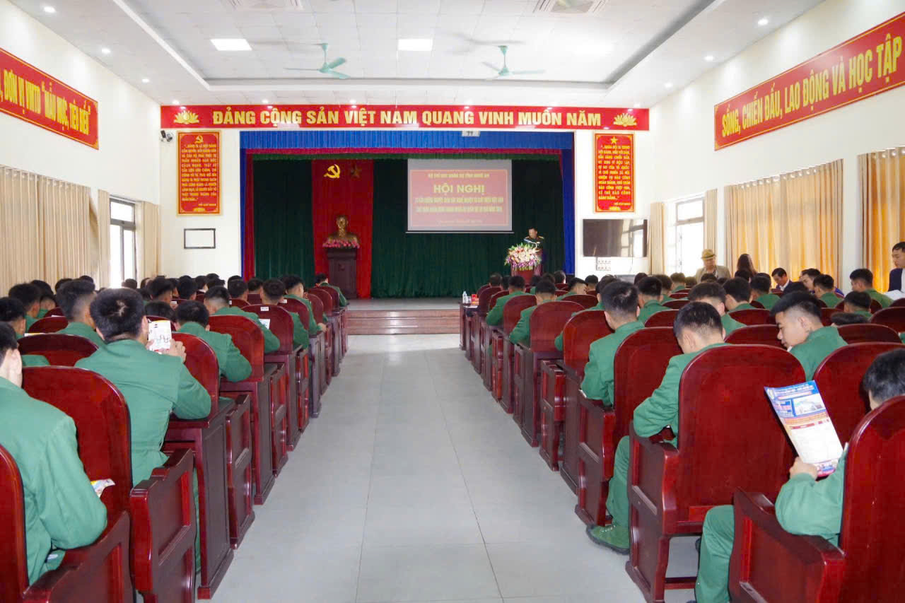 Trường trung cấp Nguyễn Tất Thành: nơi gửi gắm niềm tin, kiến tạo tương lai cho các chiến sĩ Nghệ An