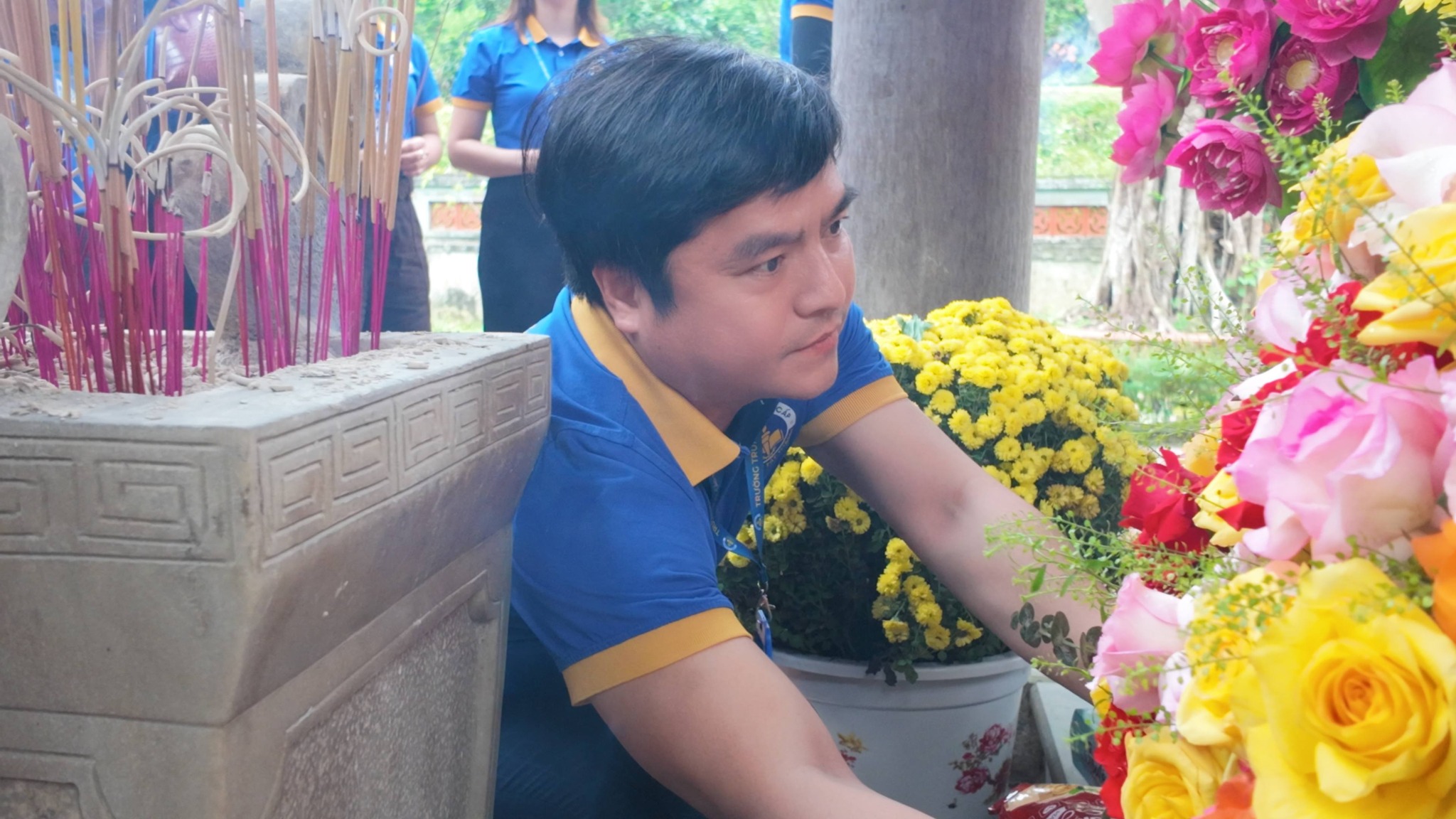 Trường Trung cấp Nguyễn Tất Thành dâng hương tưởng niệm Vua Mai Hắc Đế đầu xuân Bính Ngọ 2026