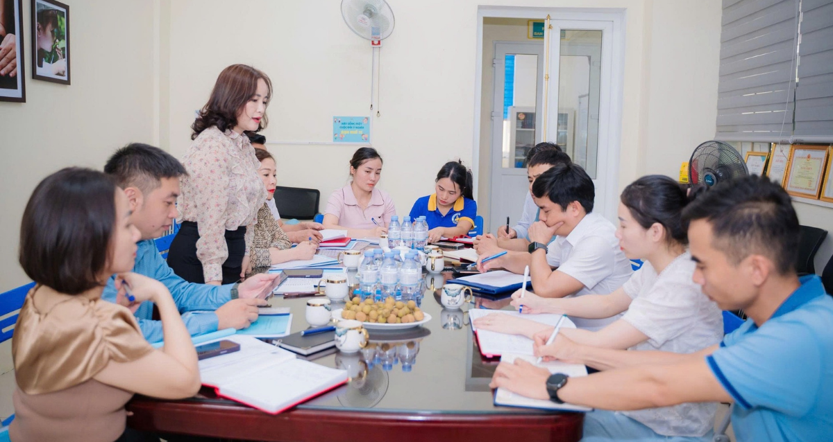 Trường Trung cấp Nguyễn Tất Thành ký kết hợp tác với Trung tâm Dịch vụ Việc làm tỉnh Nghệ An nhằm đẩy mạnh đào tạo nghề cho lao động thất nghiệp, tư vấn hướng nghiệp, kết nối tuyển dụng và giới thiệu việc làm cho học sinh sau khi tốt nghiệp.